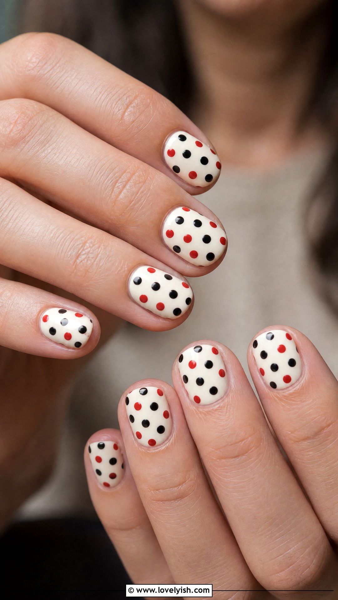 Polka Dot Retro Nails - 37 nails art ideas - 37 nails art ideas
