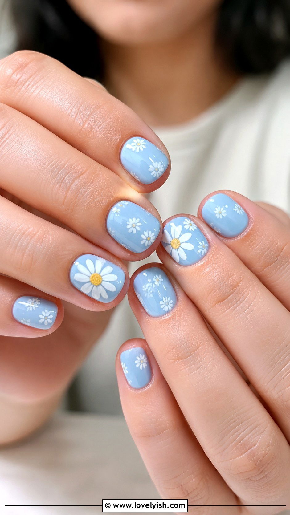 Rainbow Squiggle Nail Design - 45 cute nail designs - 45 cute nail designs