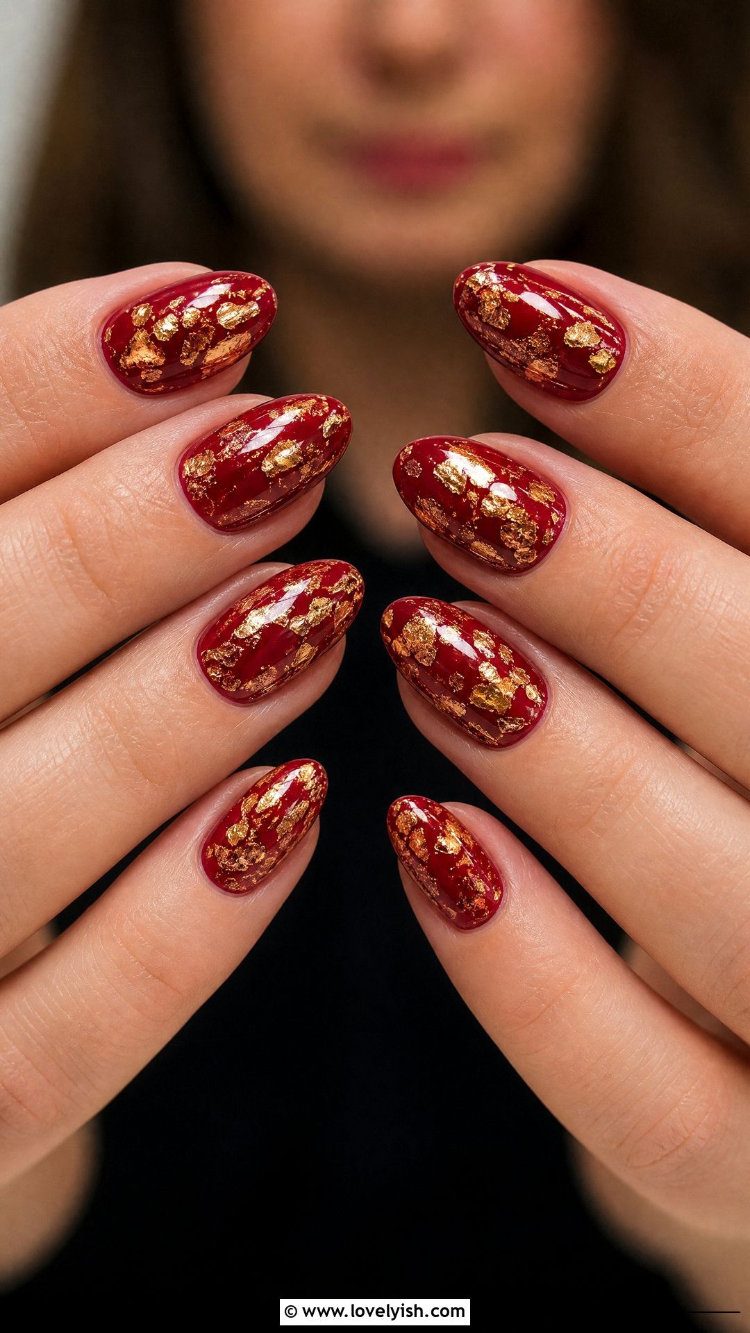 Red and Gold Foil Nails - 25 christmas nail designs - 25 christmas nail designs