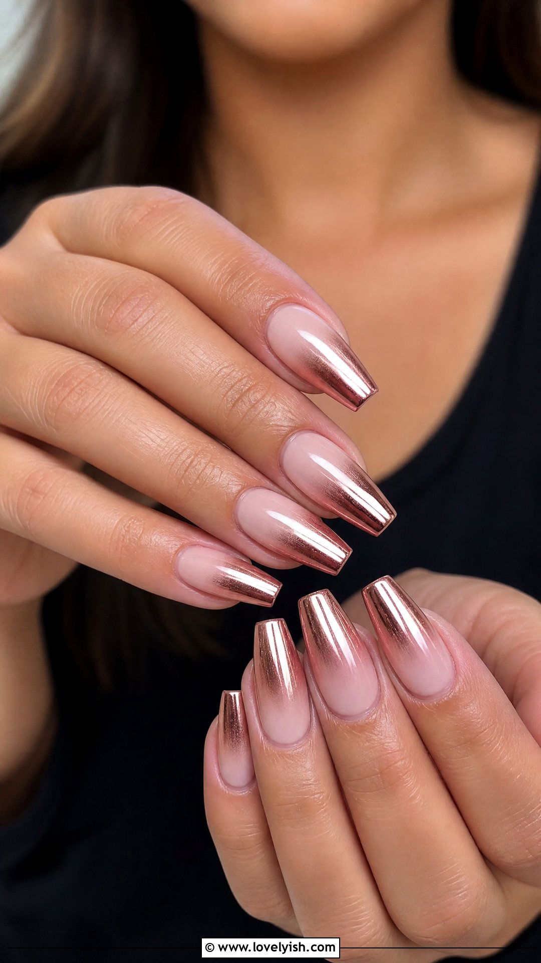 Rose Gold Chrome Ombre Nails - 25 chrome nails design ideas - 25 chrome nails design ideas