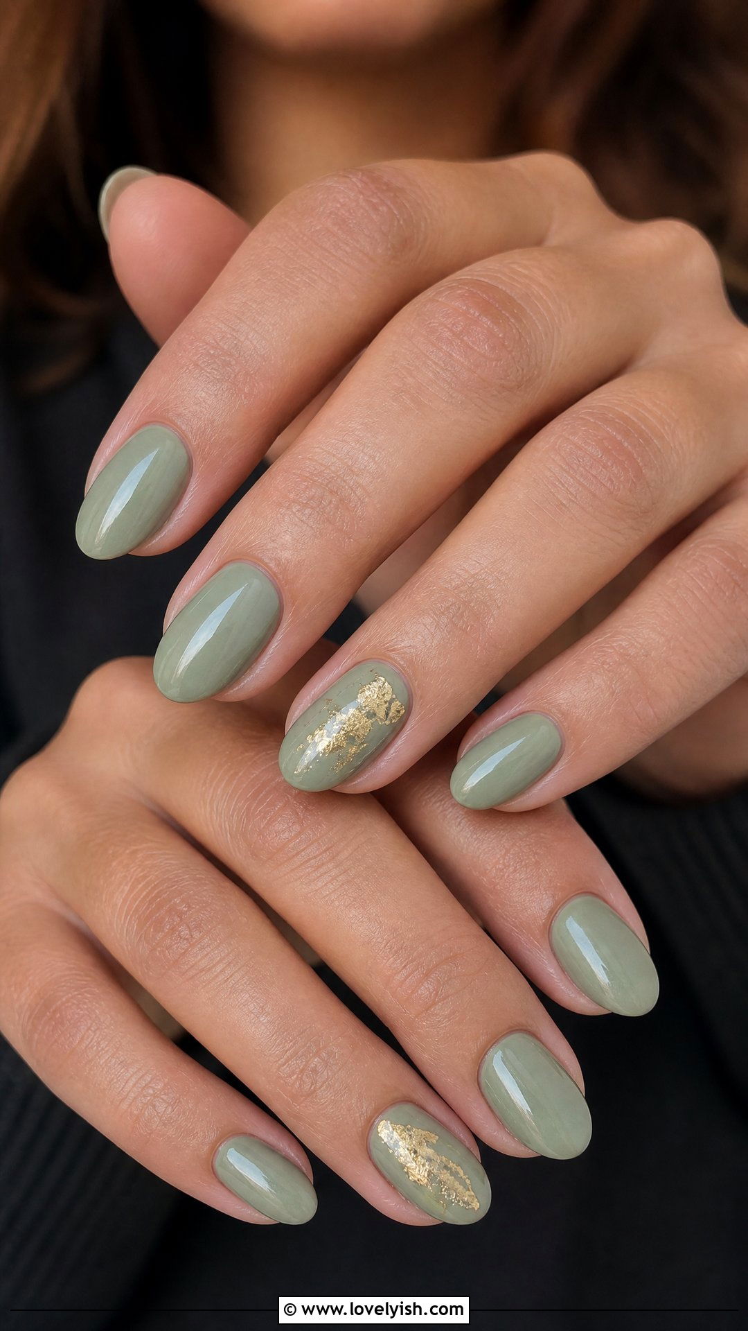 Sage Green Holiday Nails - 50 holiday nails - 50 holiday nails