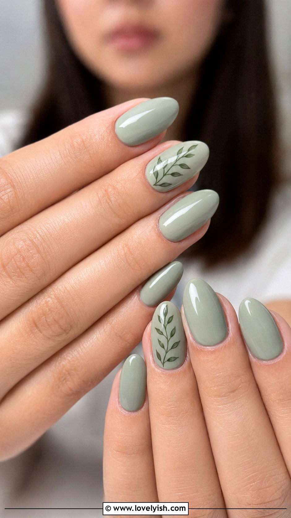 Sage Green Leaf Nails - 42 easy nail art ideas - 42 easy nail art ideas