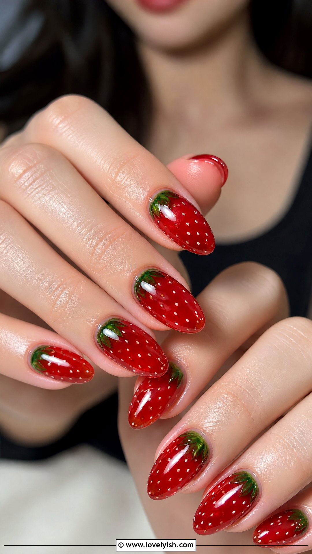Sheer Jelly Strawberry Nails - 50 medium nails - 50 medium nails