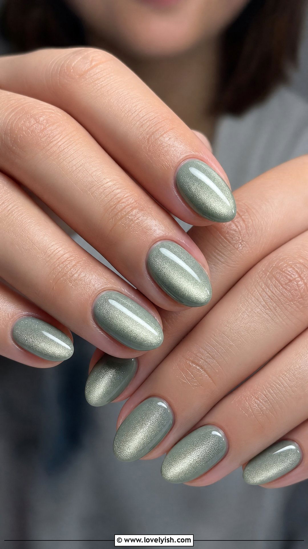 Short Almond Cat Eye Nails - 50 cateye nail designs - 50 cateye nail designs