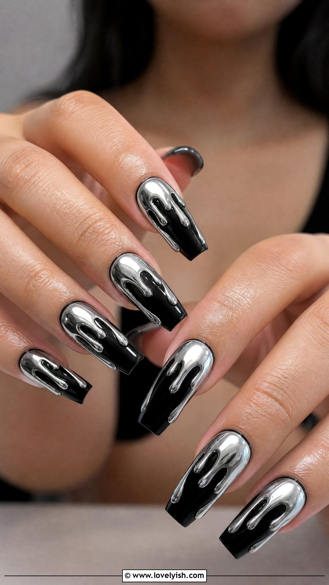 Silver Chrome Drip Nails - 50 sparkly silver nails - 50 sparkly silver nails