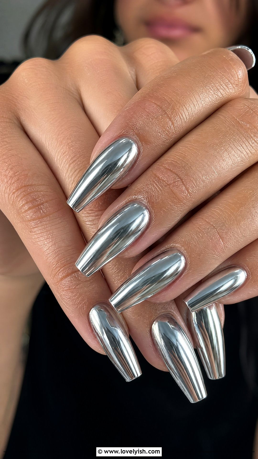 Silver Chrome Mirror Nails - 50 classy nails - 50 classy nails