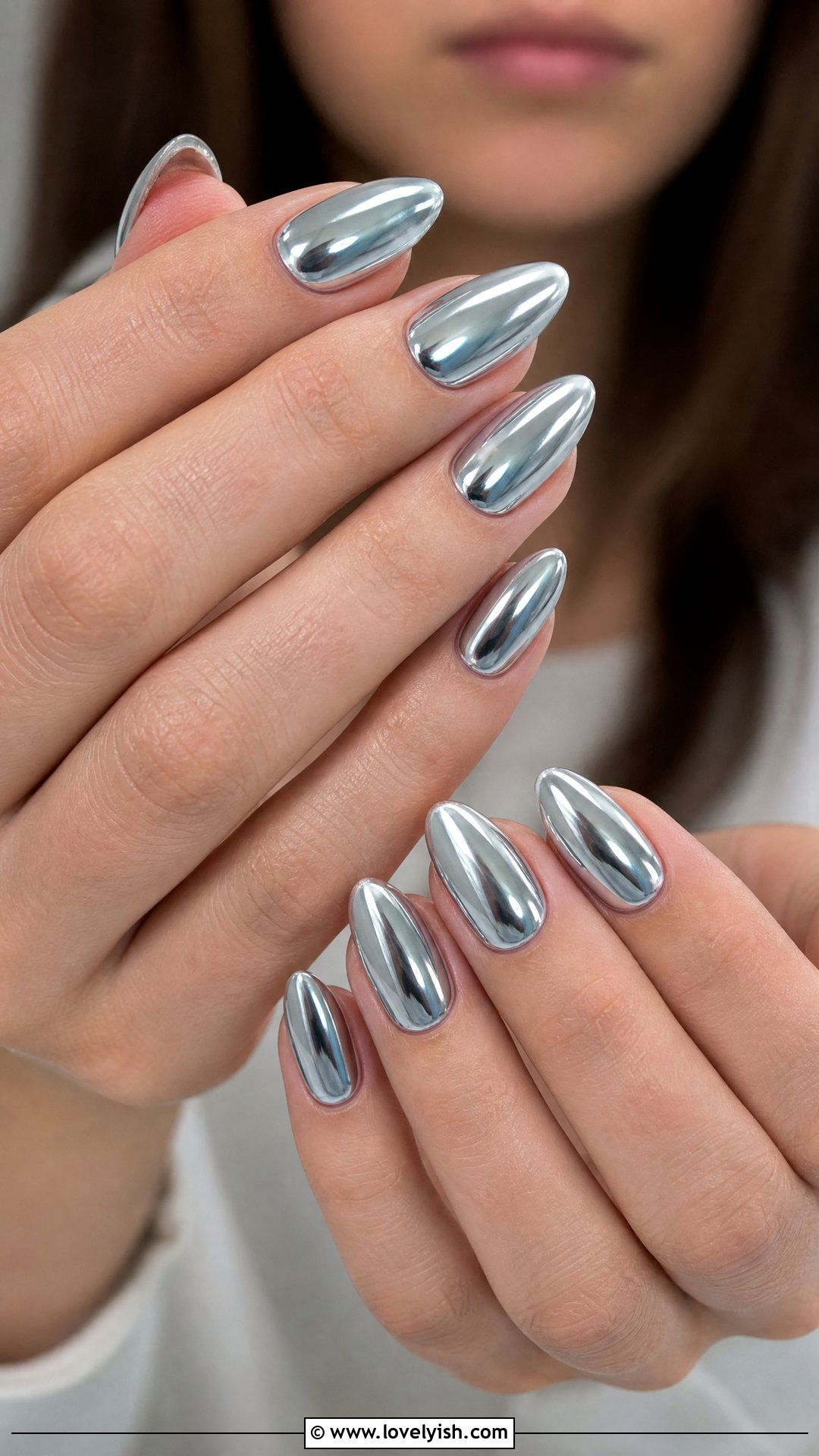 Silver Chrome Mirror Nails - 25 beautiful nail designs - 25 beautiful nail designs