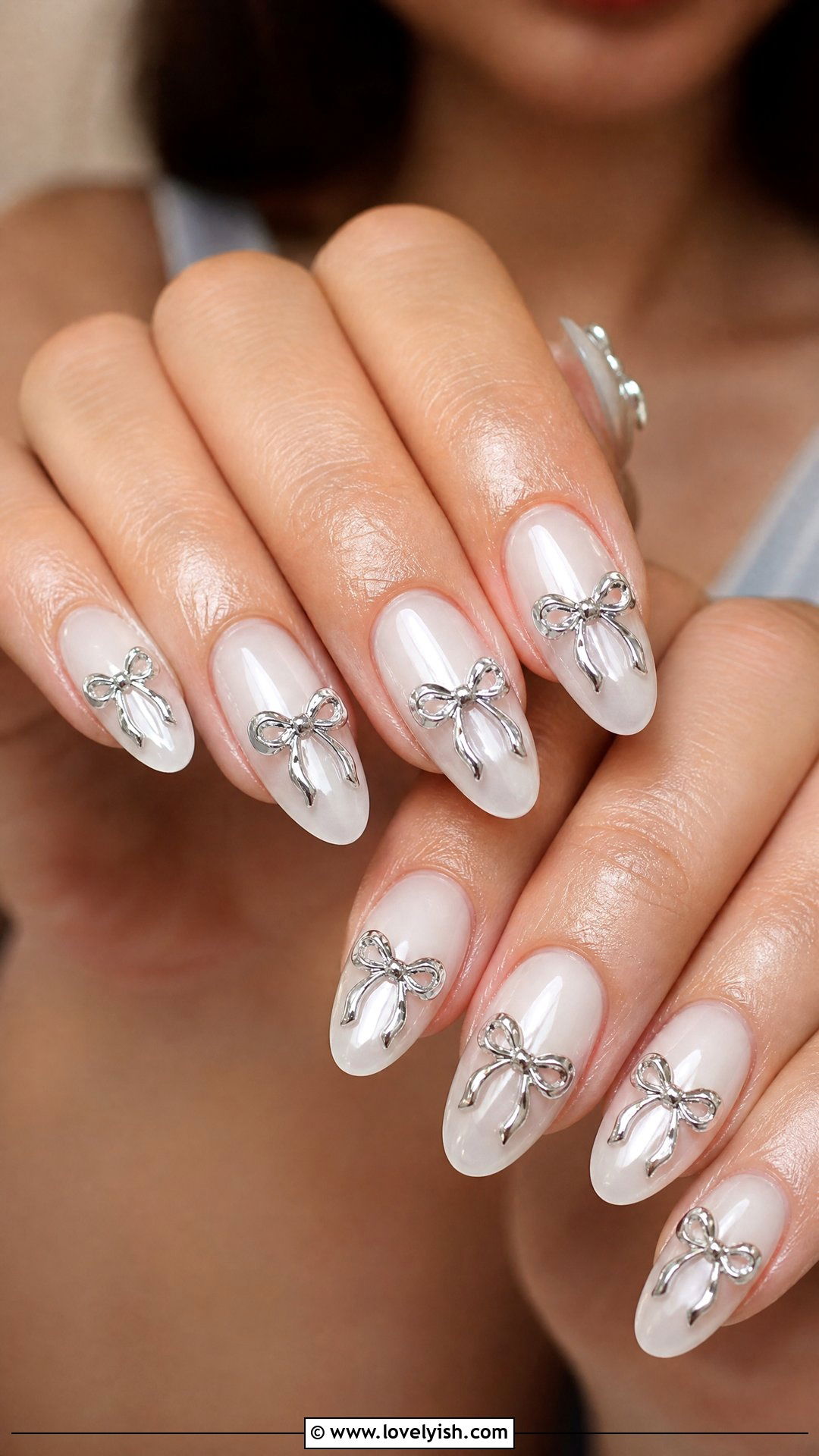 Silver Chrome Nails with 3D Bows - 50 silver chrome nails - 50 silver chrome nails