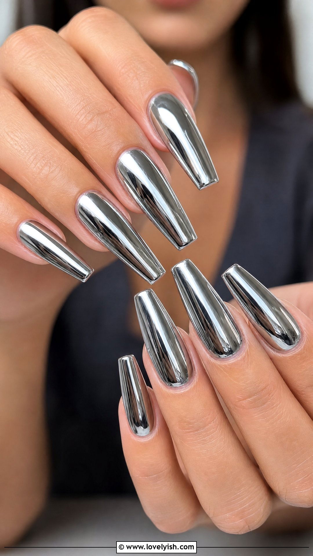 Silver Chrome Prom Nails - 25 prom nail ideas - 25 prom nail ideas