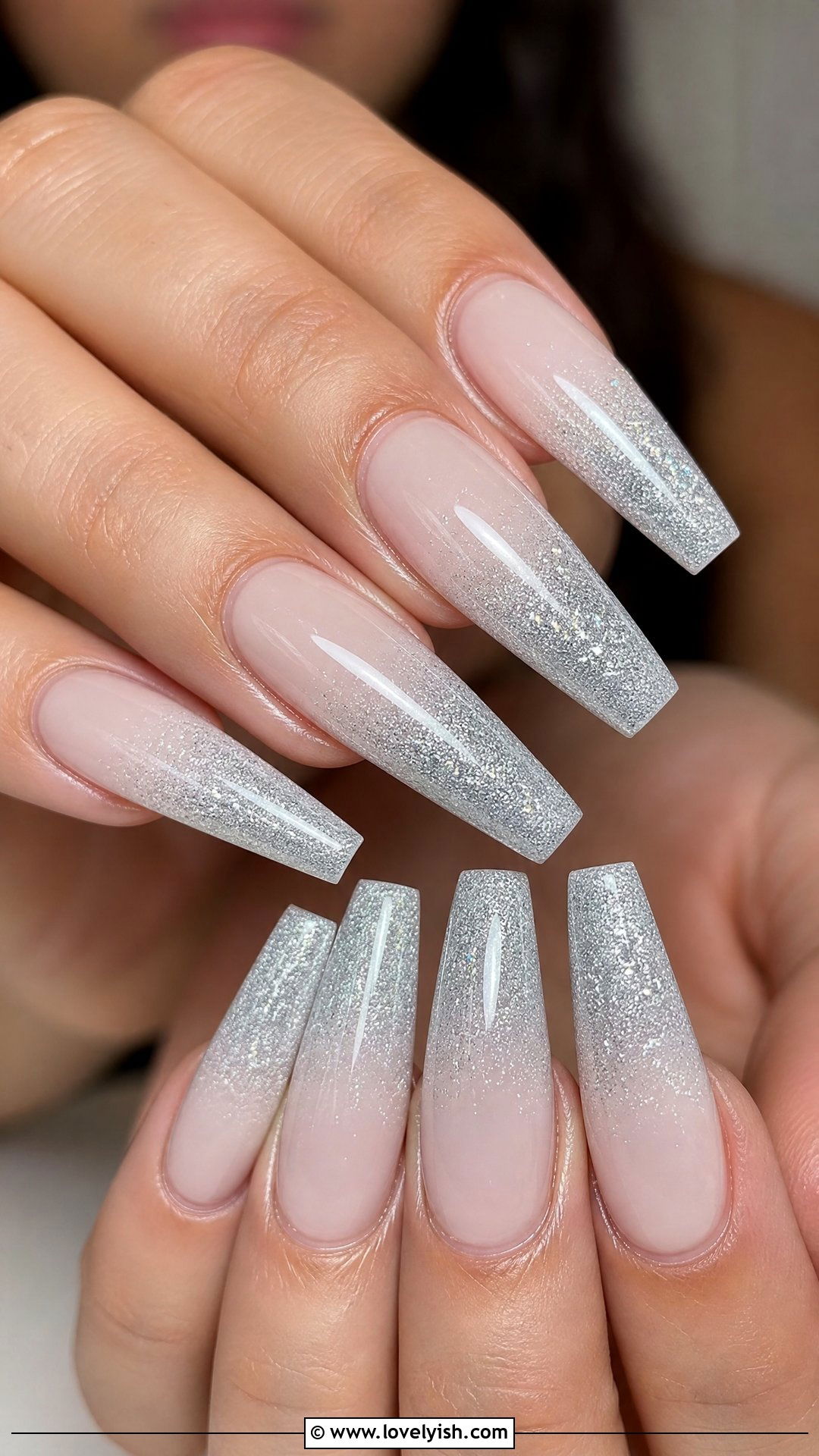 Silver Glitter Ombre Nails - 25 silver nail designs - 25 silver nail designs