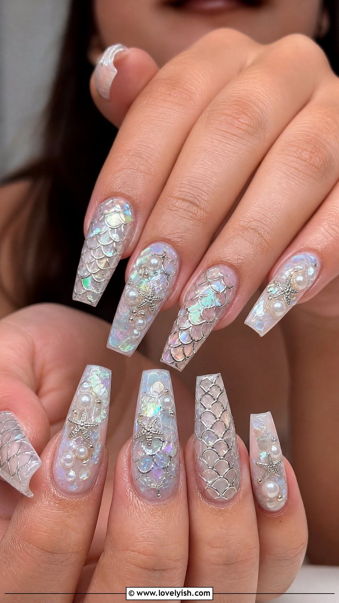 Silver Mermaid Sparkle Nails - 50 sparkly silver nails - 50 sparkly silver nails