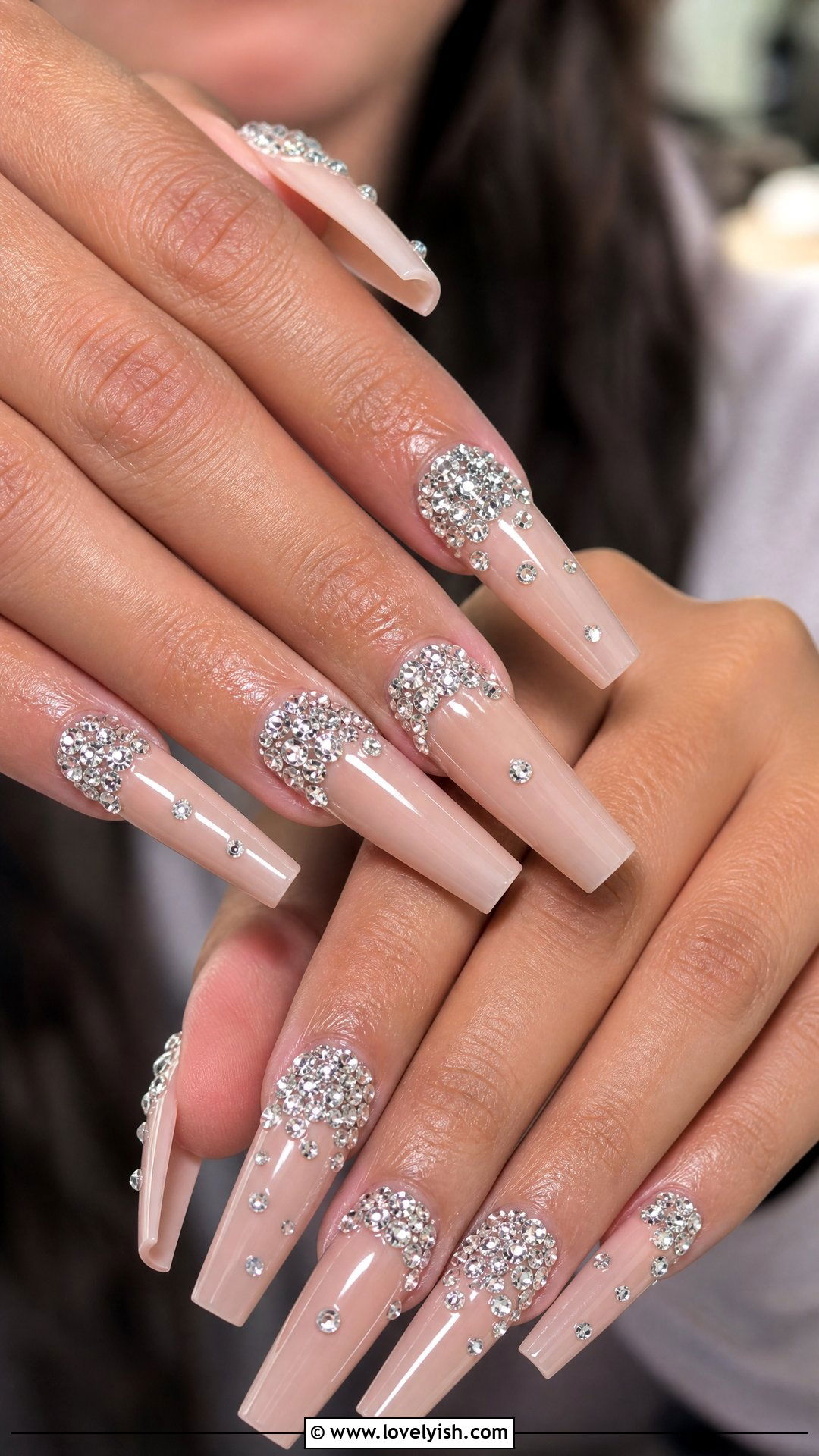 Silver Rhinestone Nails - 25 silver nail designs - 25 silver nail designs