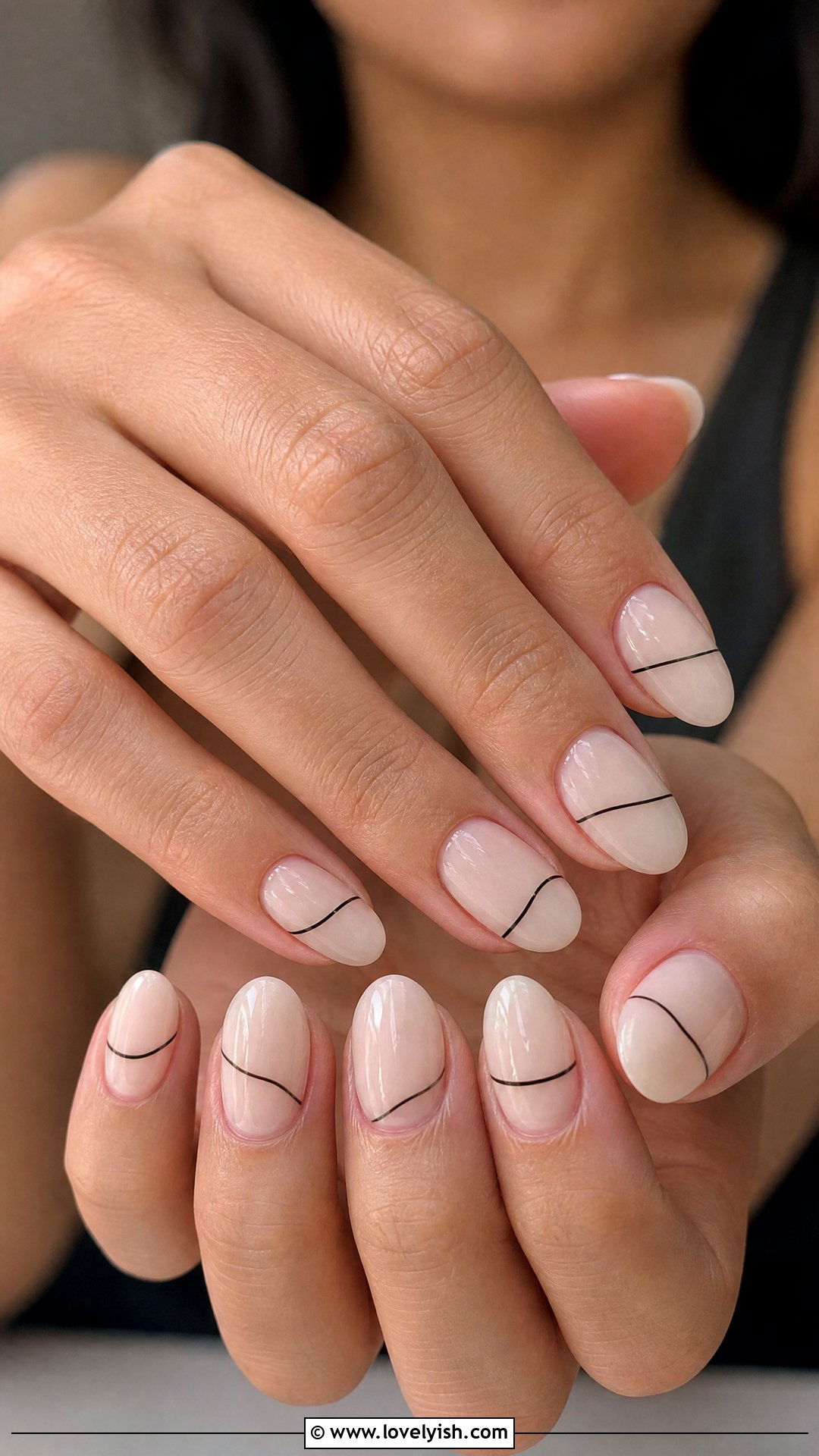 Single Black Line Accent Nails - 25 minimalist nail ideas - 25 minimalist nail ideas