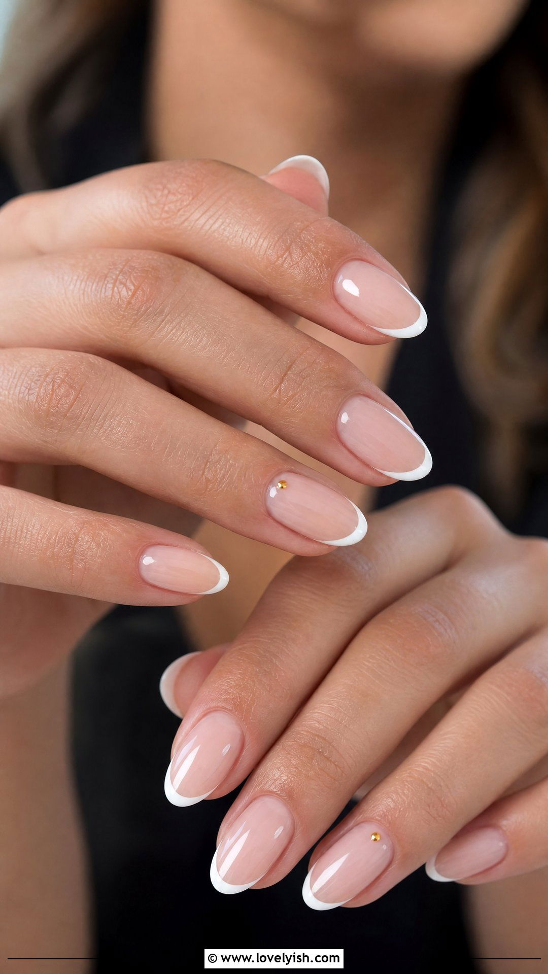 Single Dot Accent French Tips - 50 minimalist french tips - 50 minimalist french tips