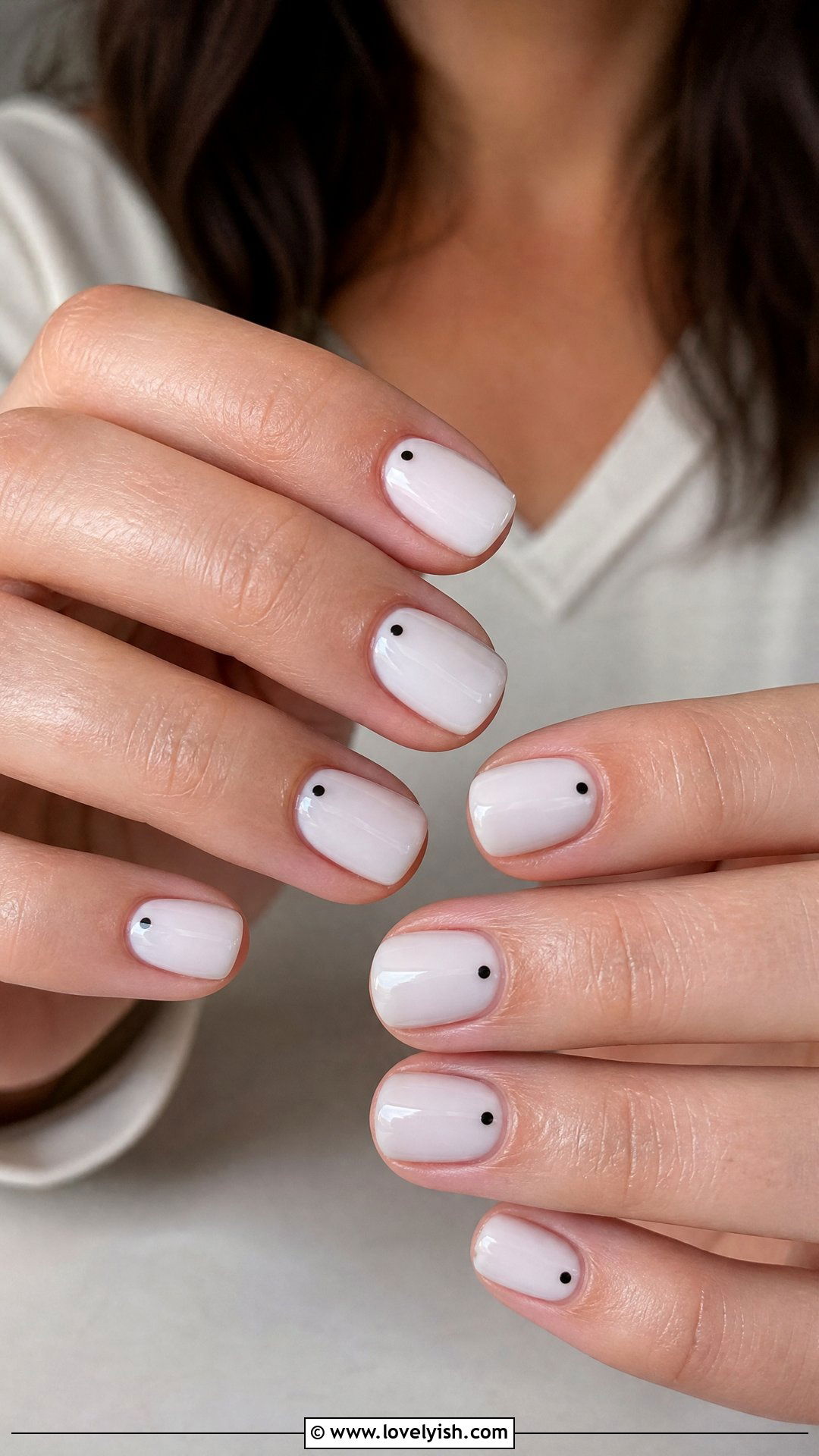 Single Dot Accent Nails - 50 minimalist nails - 50 minimalist nails