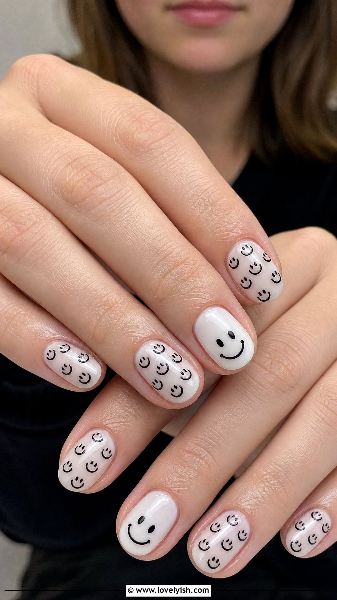 Smiley Face Black and White Nails - 50 black and white nail designs - 50 black and white nail designs