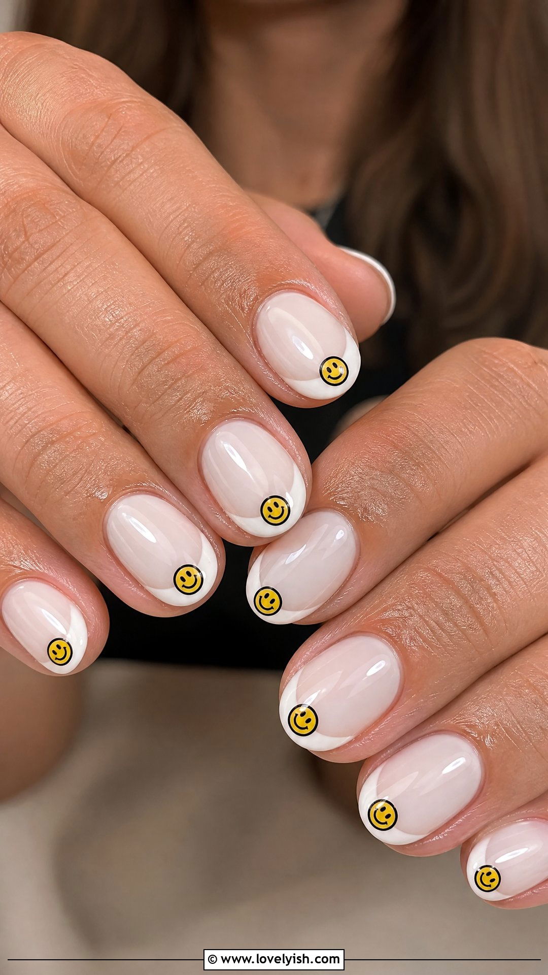 Smiley Face French Tip Short Nails - 50 short french tip nails - 50 short french tip nails