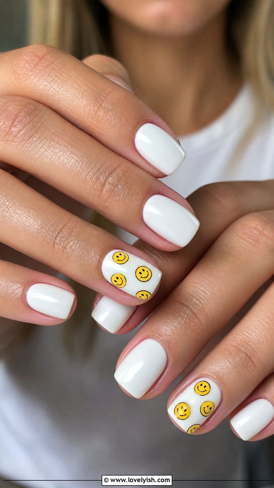 Smiley Face Squoval Nails - 50 squoval nails - 50 squoval nails