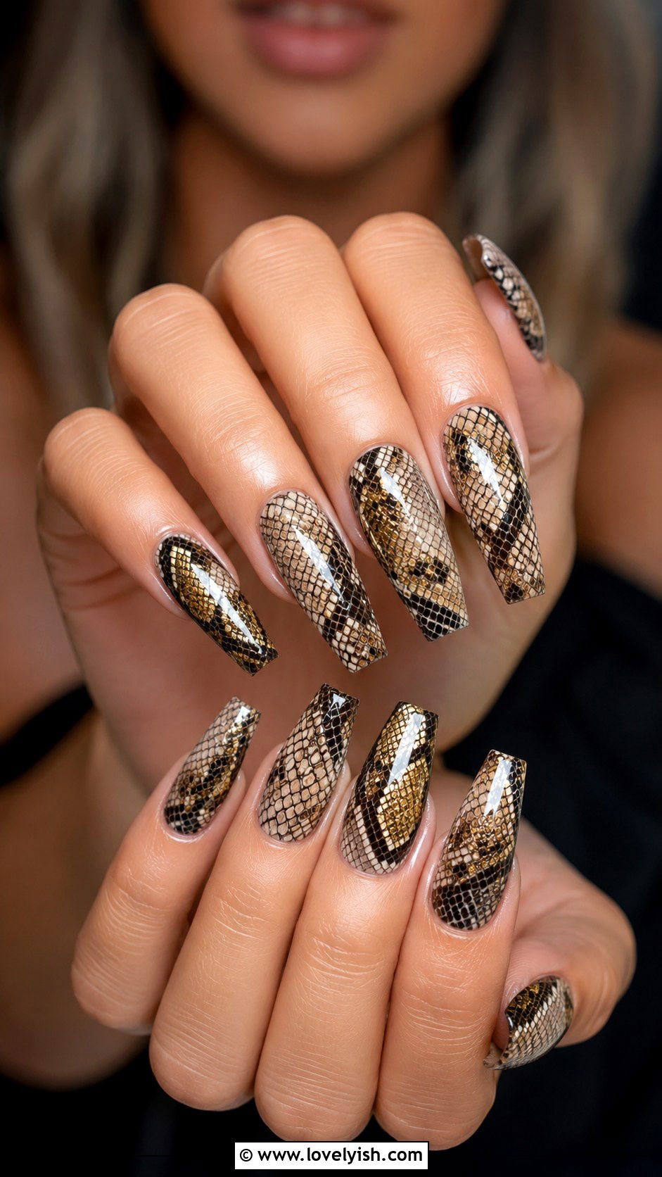 Snakeskin Print Coffin Nails - 25 coffin nail designs - 25 coffin nail designs