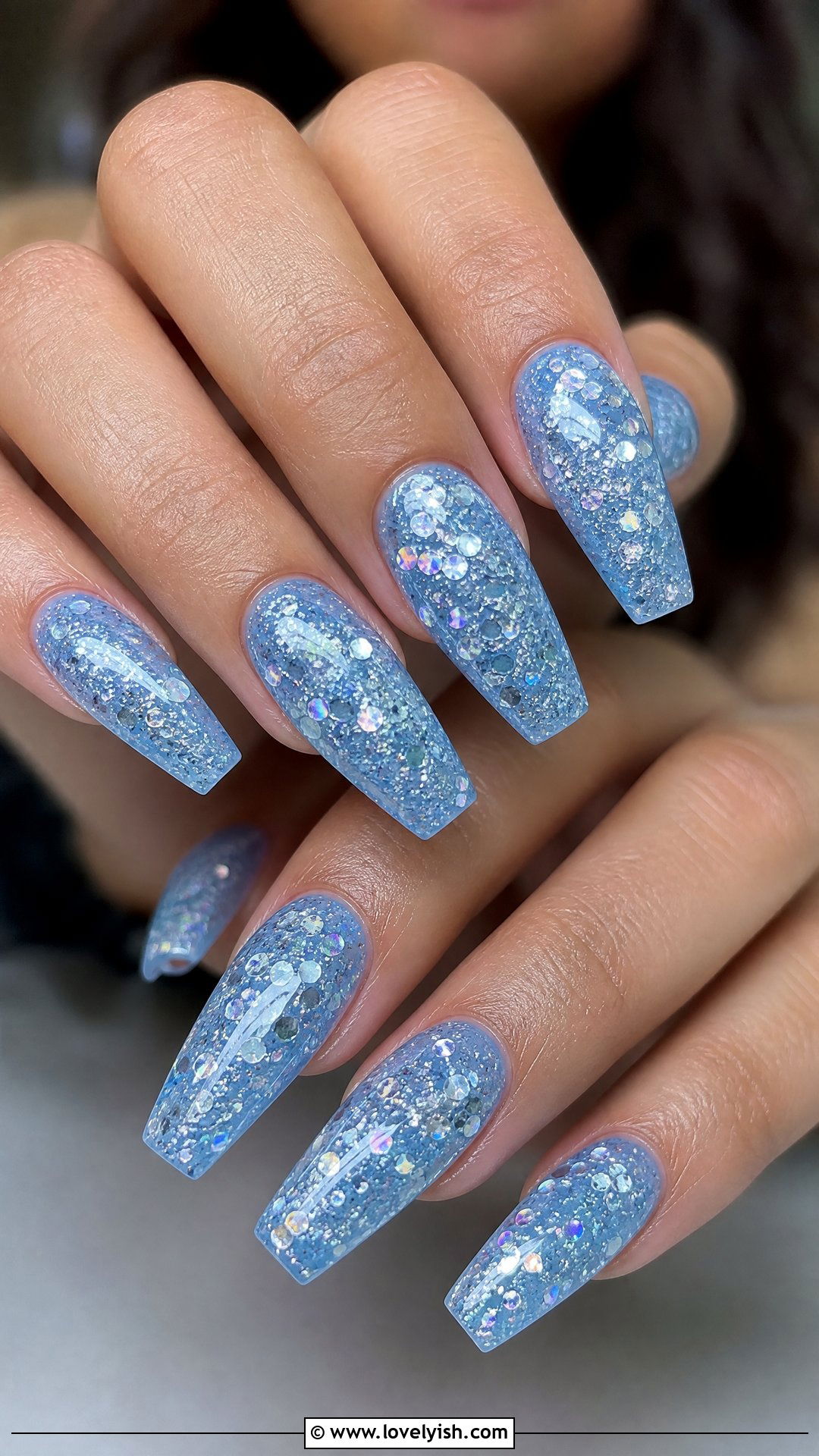 Snow Globe Glitter Holiday Nails - 50 holiday nails - 50 holiday nails
