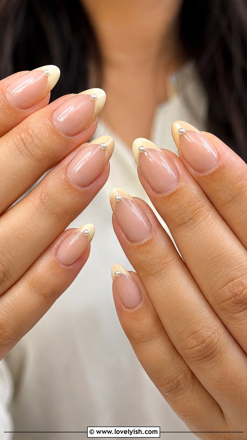 Soft Beige French Tip With Pearls - 50 nails - 50 nails