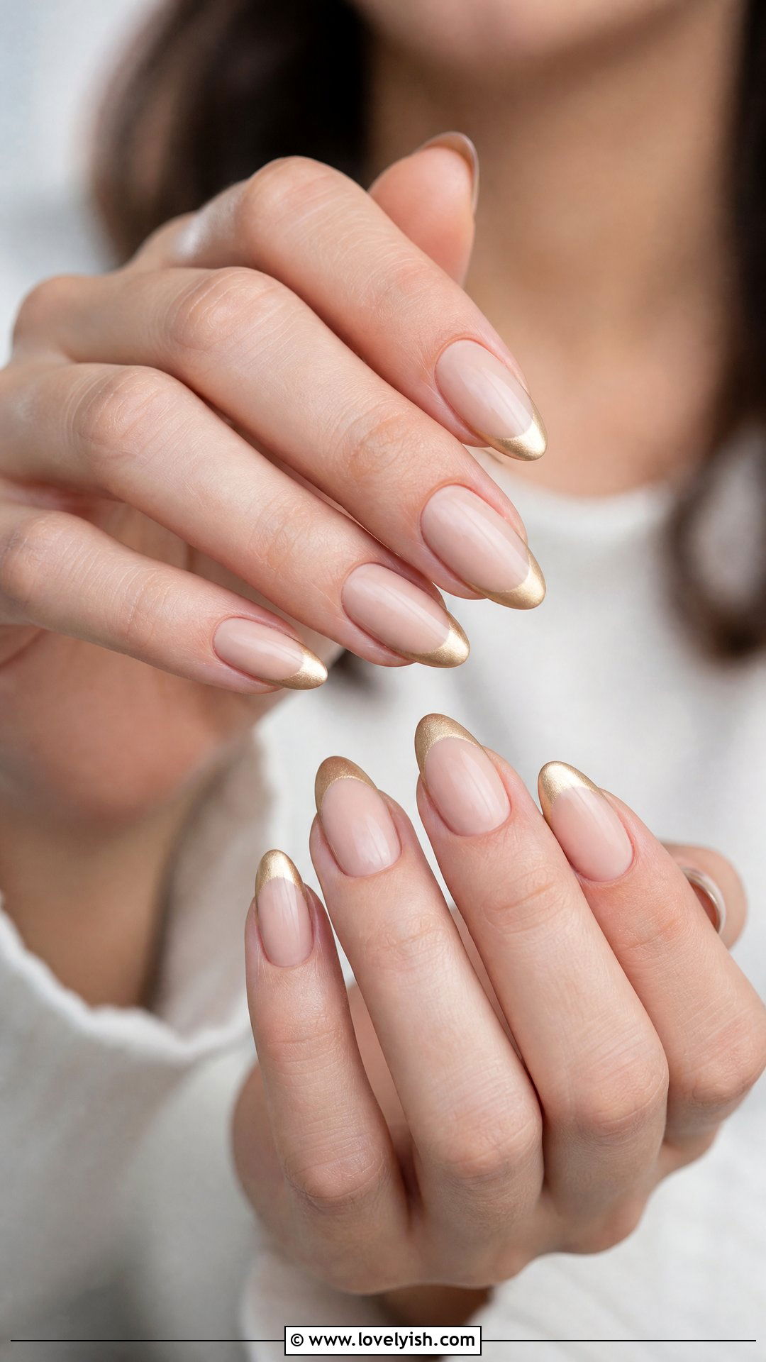 Soft Gold Tip Wedding Nails - 50 classic wedding nails - 50 classic wedding nails