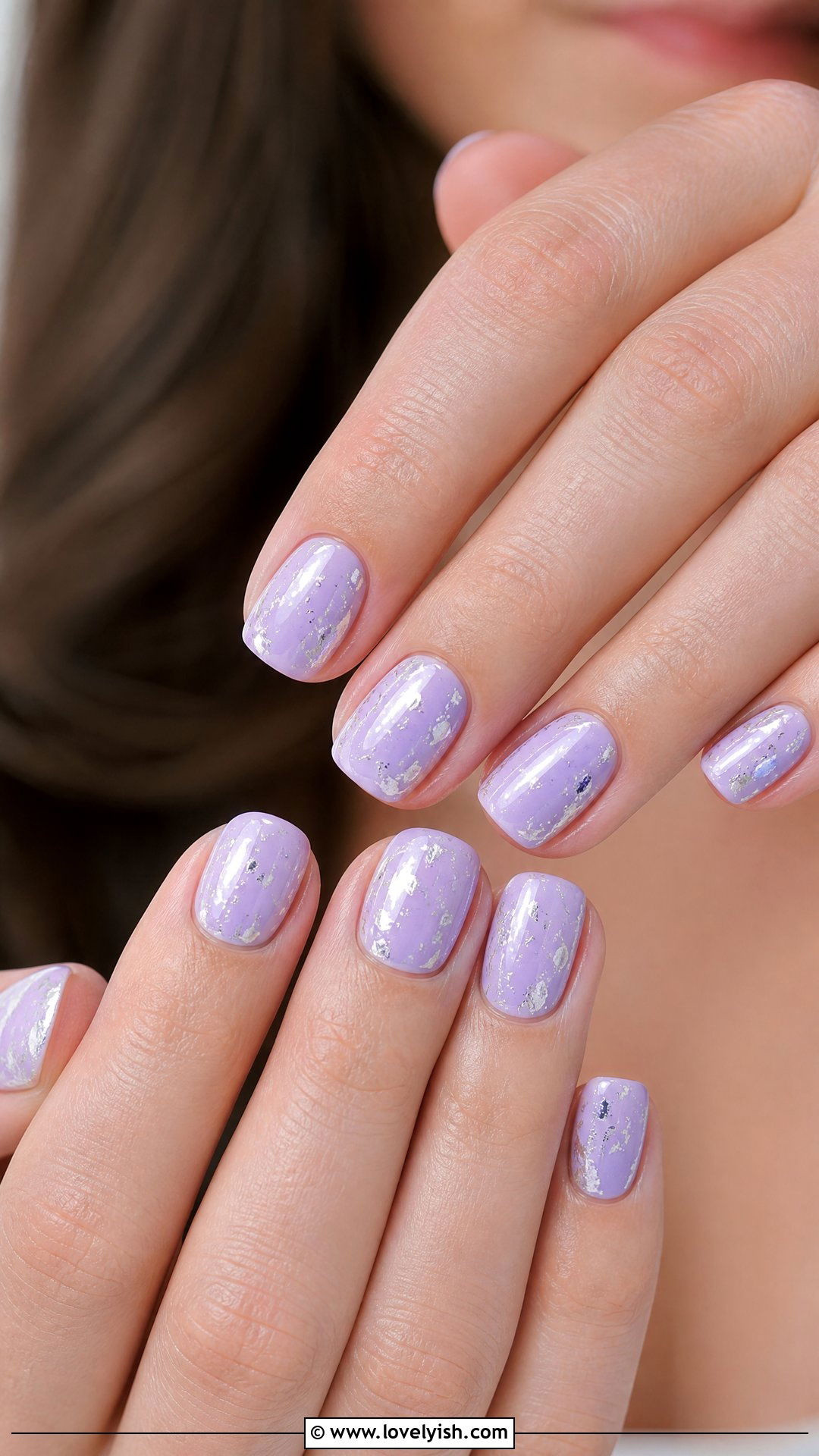Soft Lilac Short Nails With Silver Foil - 50 classy short nail designs - 50 classy short nail designs
