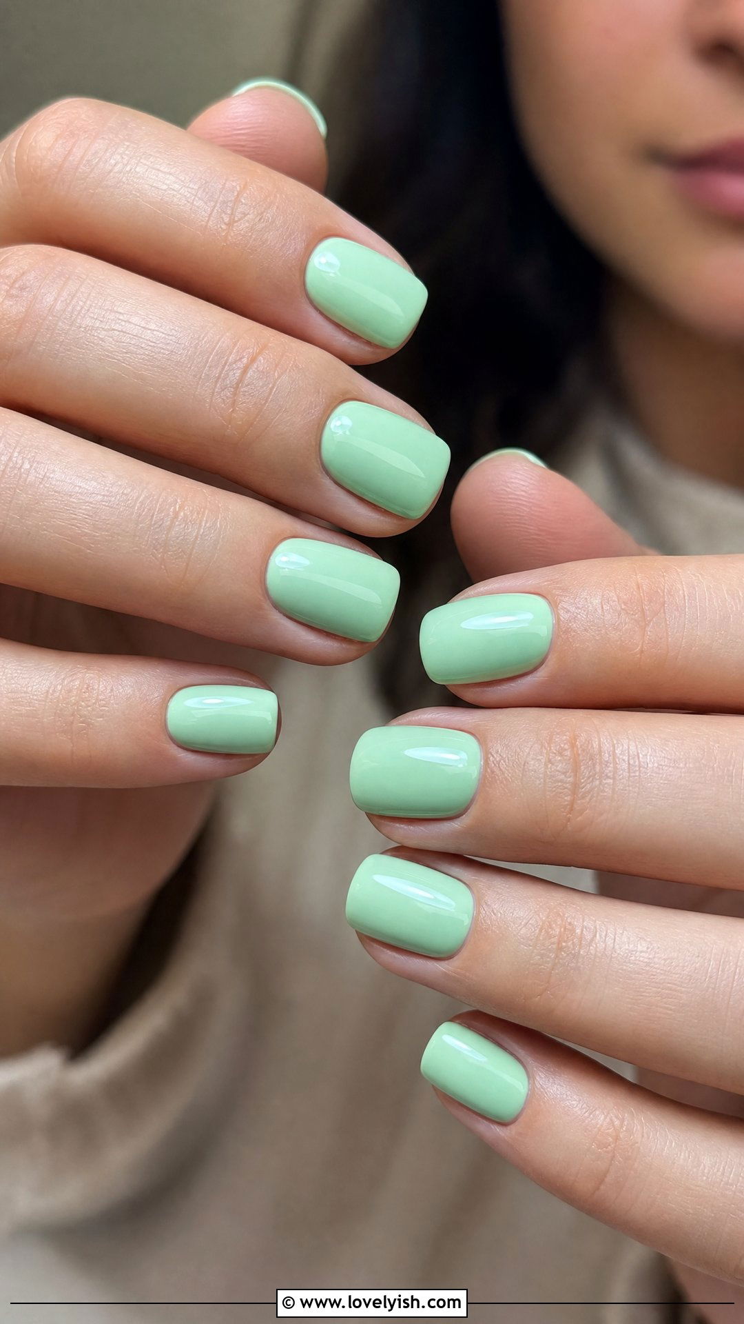 Soft Mint Green Nails - 50 feminine nails - 50 feminine nails