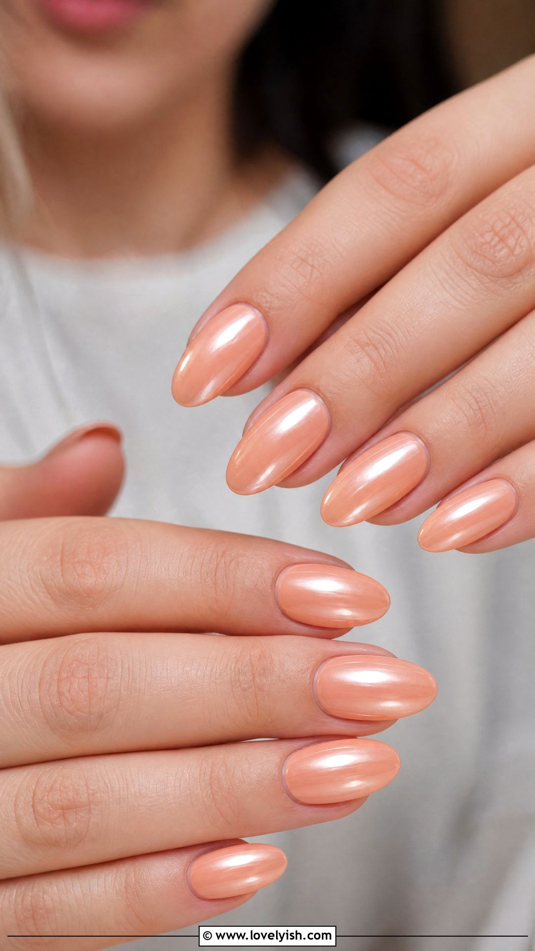 Soft Peach Glazed Nails - 33 minimalist nail designs - 33 minimalist nail designs