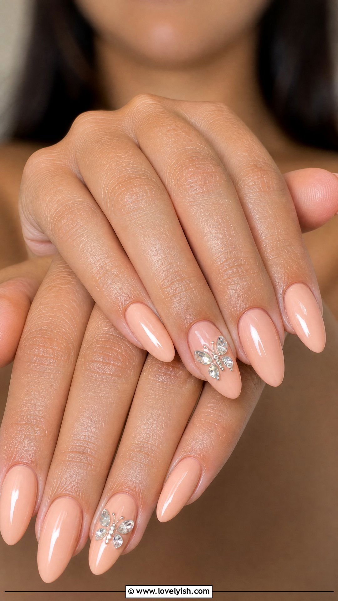 Soft Peach Nails With Rhinestone Butterfly - 29 nail designs with rhinestones - 29 nail designs with rhinestones