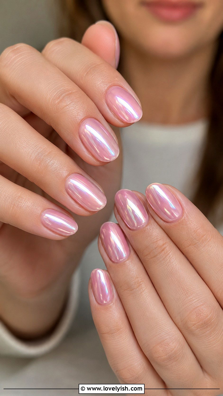 Soft Pink Chrome Short Nails - 25 short nails design ideas - 25 short nails design ideas