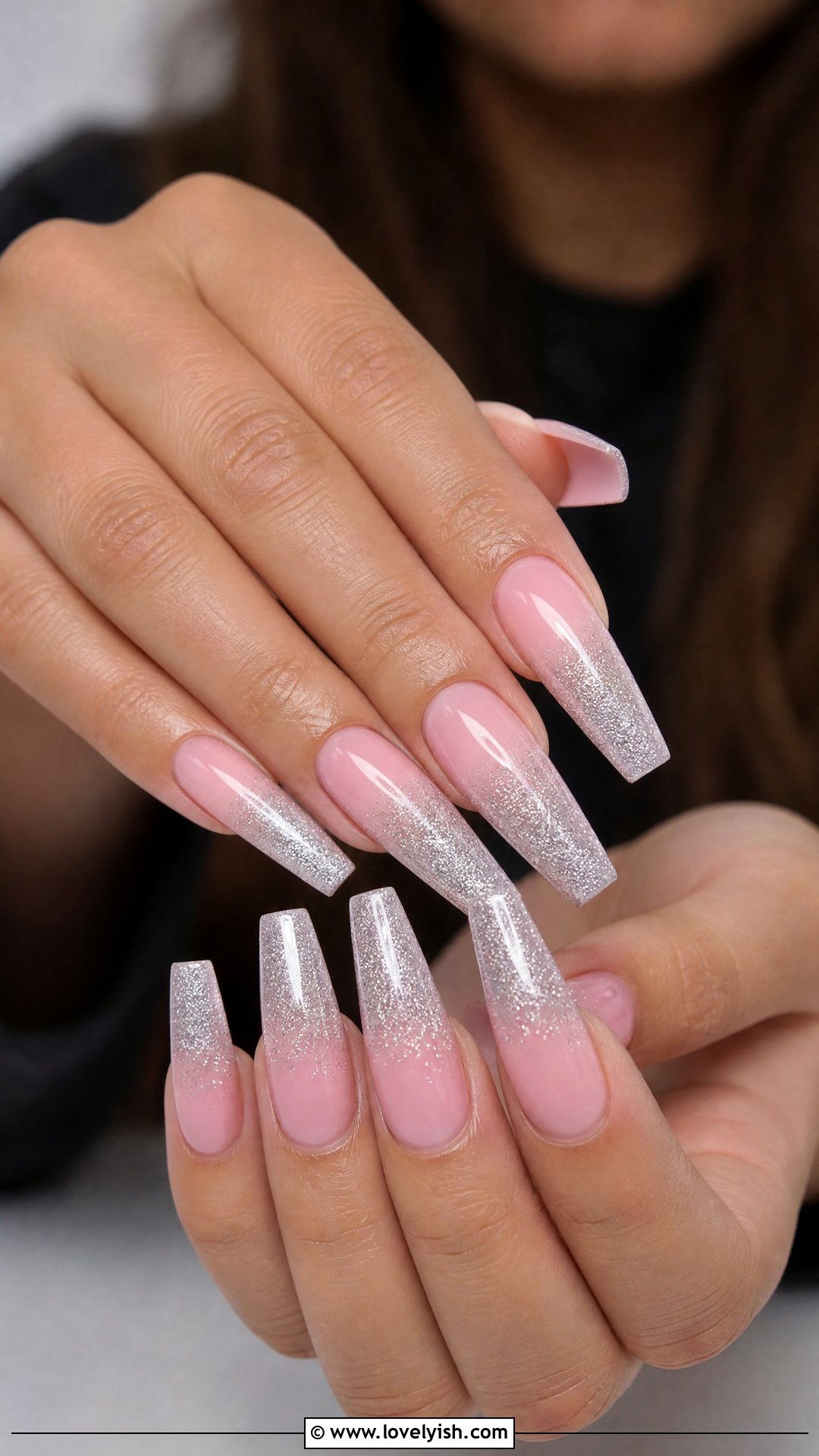 Soft Pink Glitter Gradient Nails - 25 beginner nail designs - 25 beginner nail designs