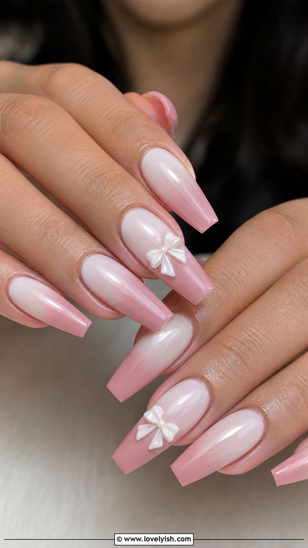 Soft Pink Ombre Bow Nails - 25 preppy nail designs - 25 preppy nail designs