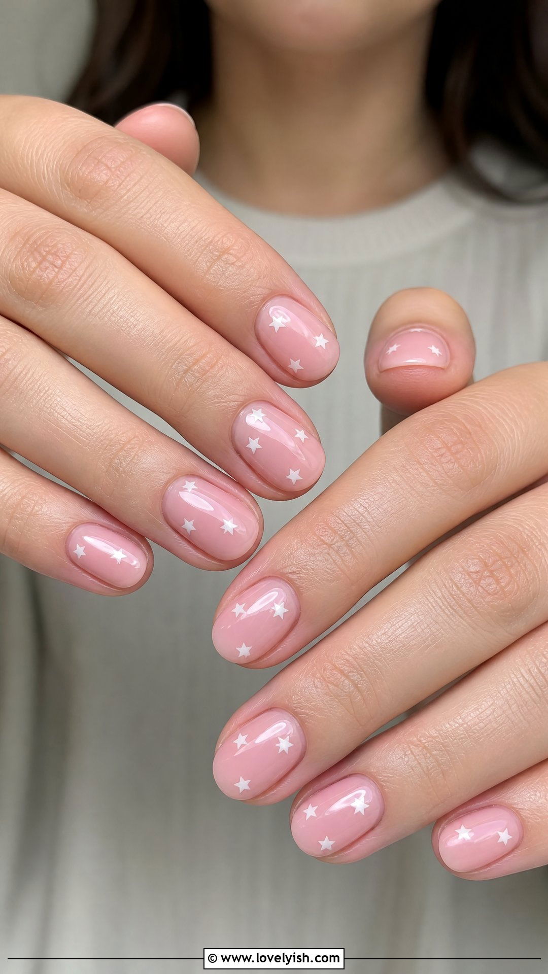 Soft Pink Star Nails - 50 cute nails - 50 cute nails