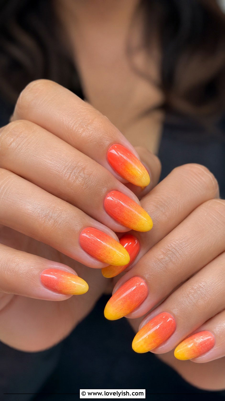 Sponge Ombre Nail Art - 50 diy nail art - 50 diy nail art