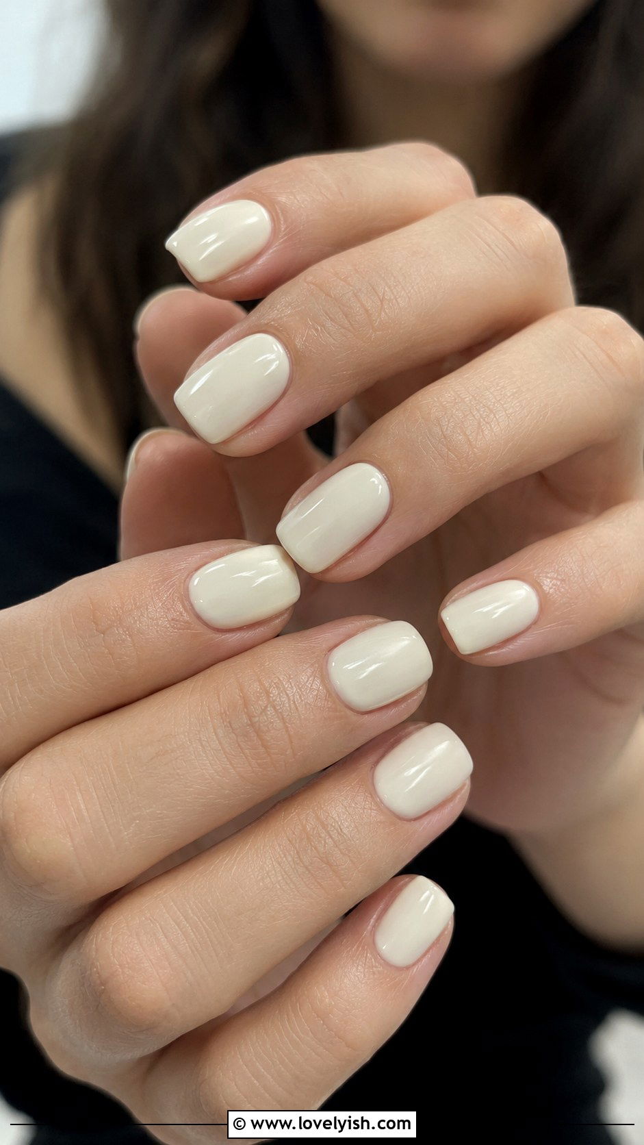Squoval Nails in Off White - 50 natural nails - 50 natural nails