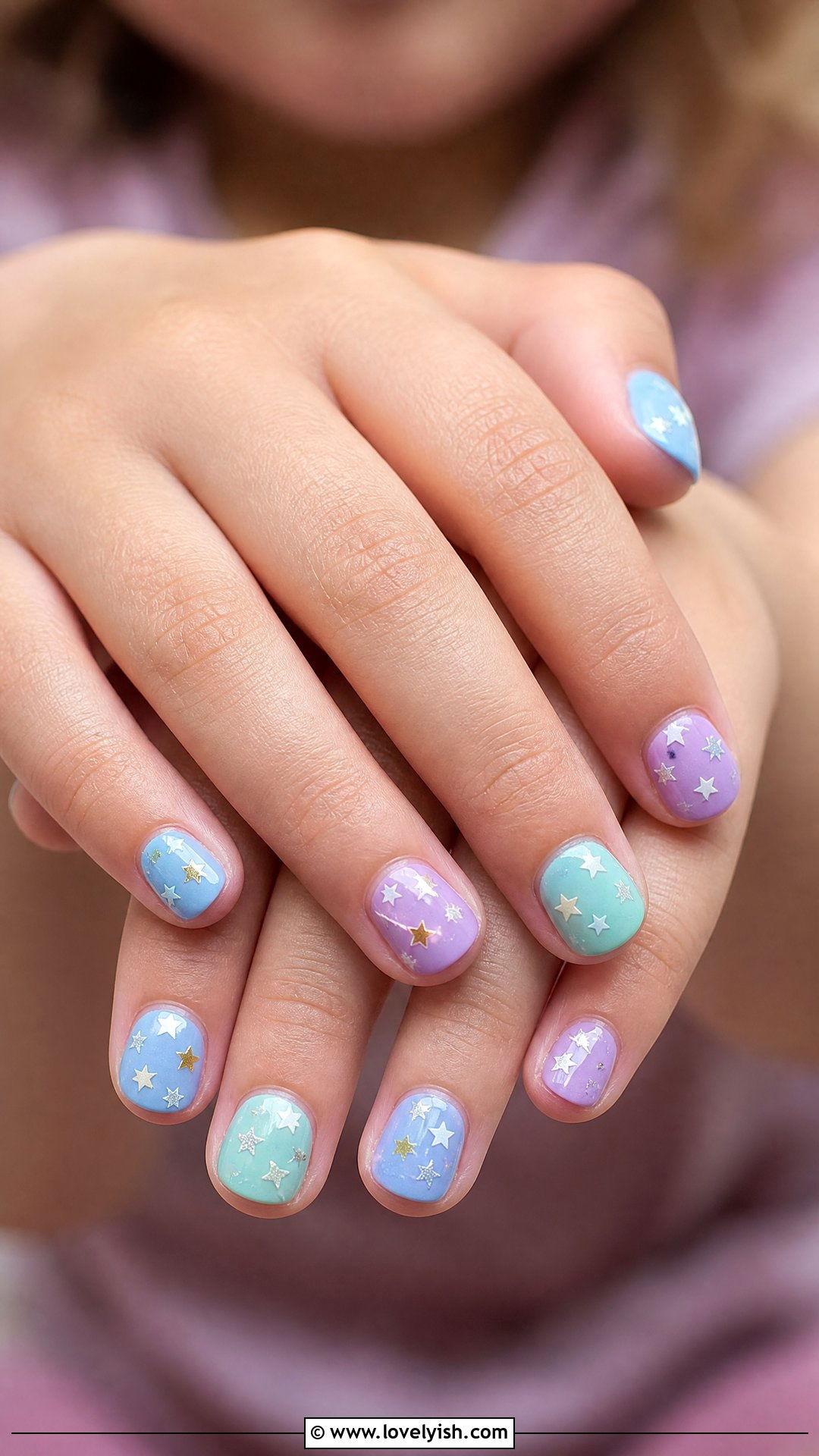 Star Confetti Nails - 32 nail designs for kids - 32 nail designs for kids