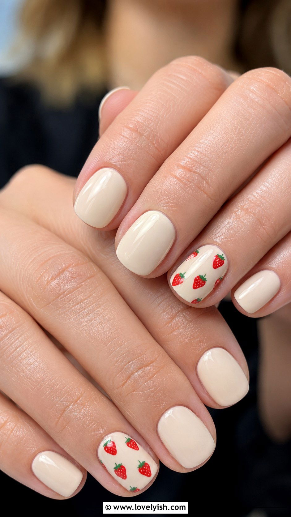 Strawberry Fruit Nails - 46 nail inspo - 46 nail inspo