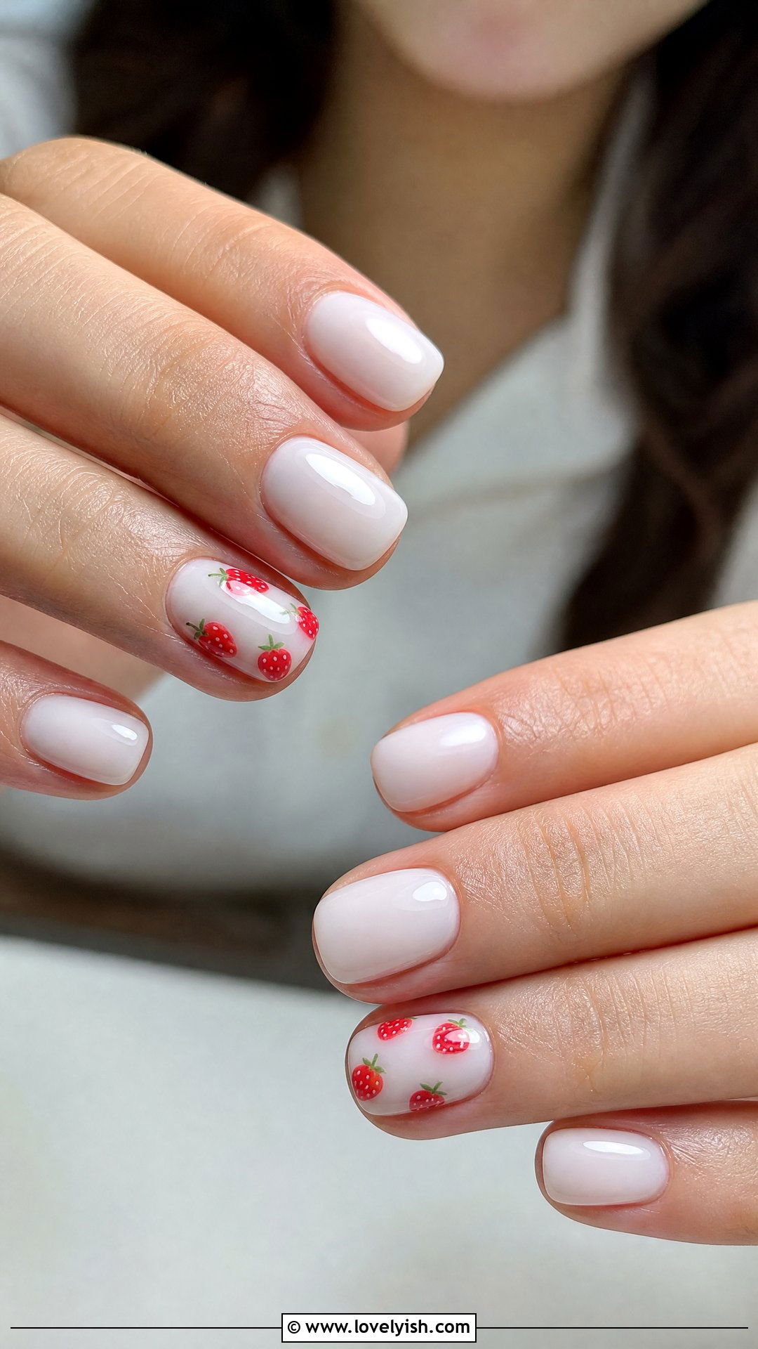 Strawberry Gel Nails - 50 gel manicure - 50 gel manicure