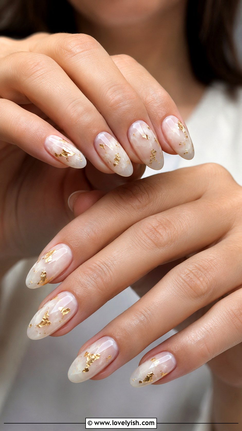 Subtle Gold Foil Nails - 50 trendy simple nail designs - 50 trendy simple nail designs