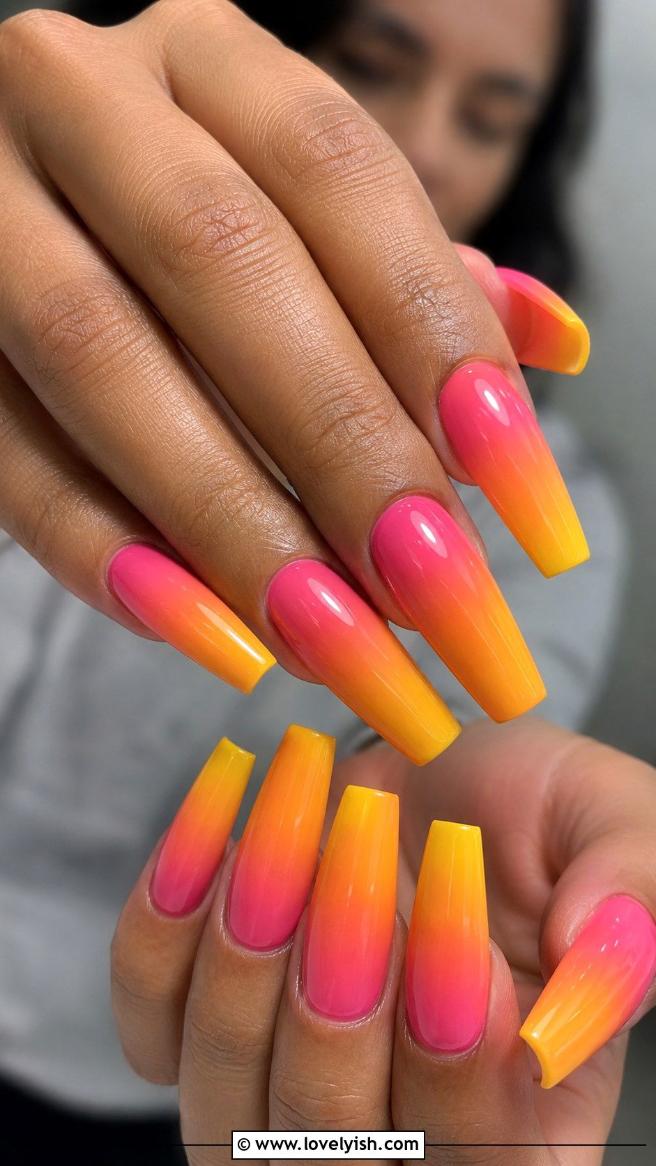 Sunset Ombre Acrylic Nails - 33 acrylic nail ideas - 33 acrylic nail ideas