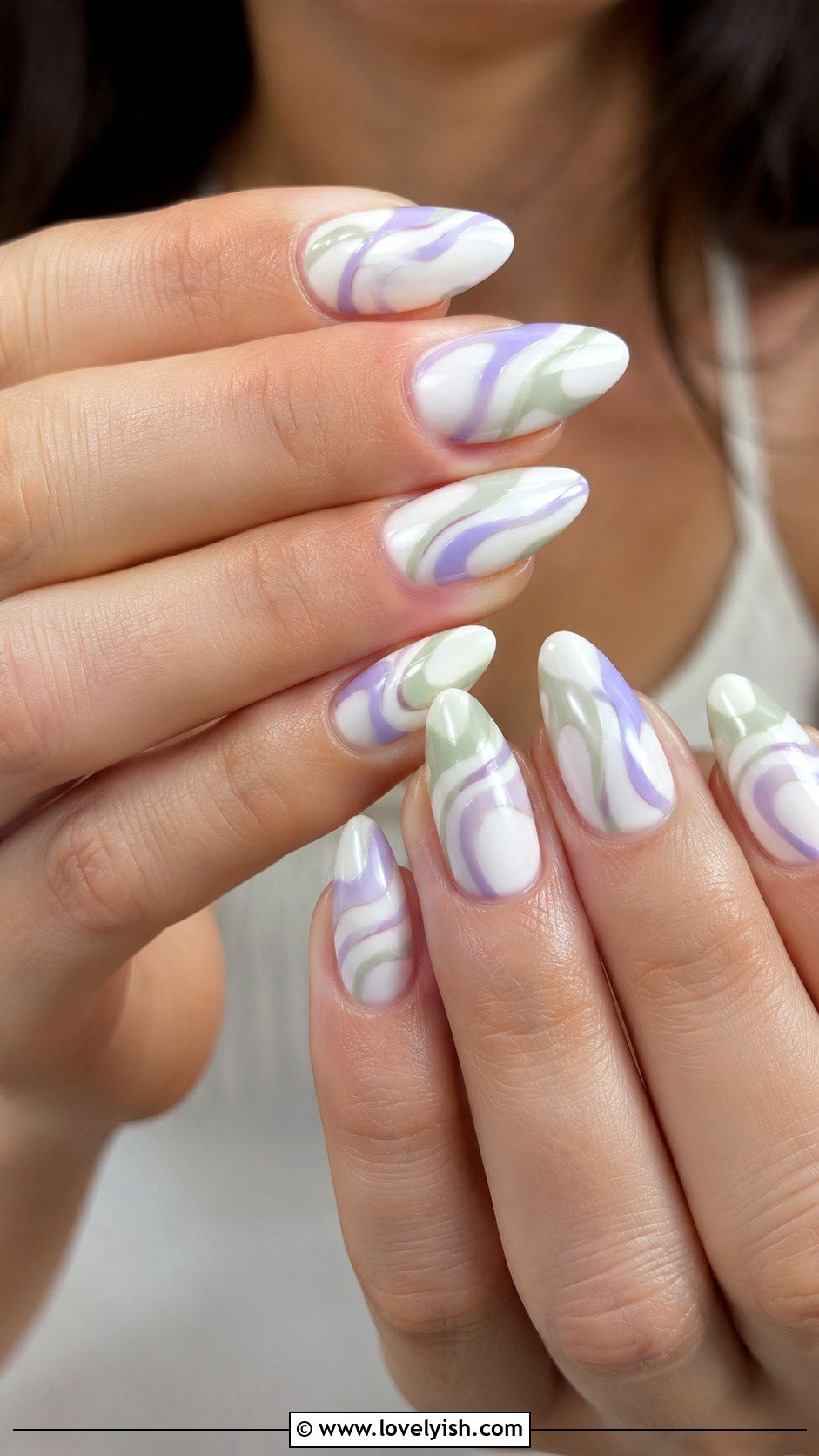Swirl Nail Art - 50 diy nail art - 50 diy nail art