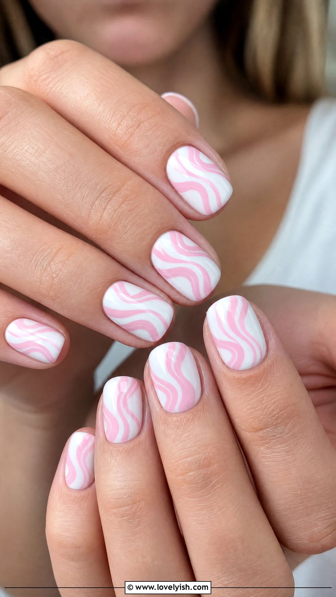Swirl Nails - 50 popular nail designs - 50 popular nail designs