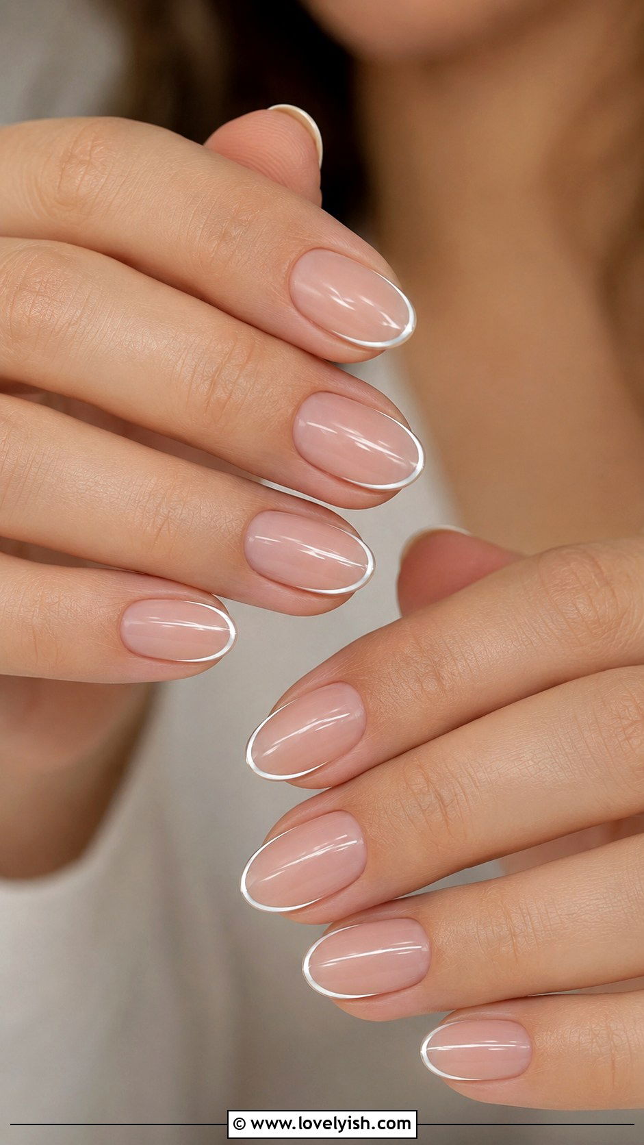 Thin White Chrome French Outline Nails - 50 white chrome nails - 50 white chrome nails