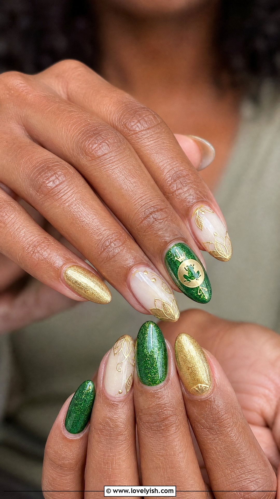 Tiana Frog Princess Green Nails - 50 disney nail designs - 50 disney nail designs