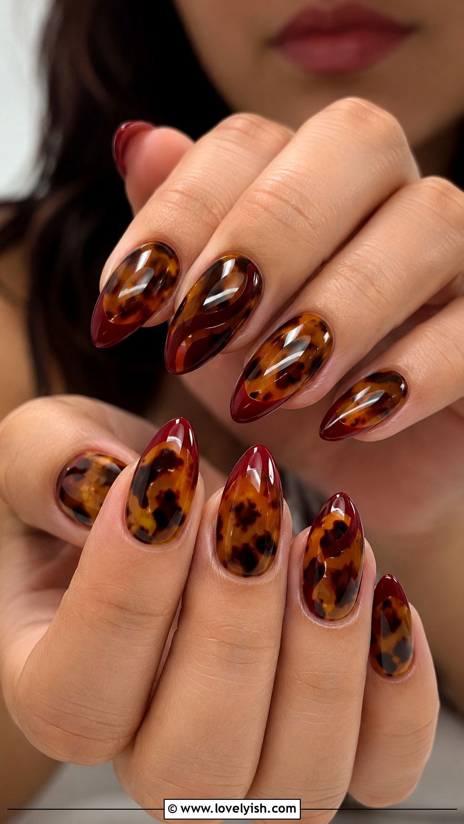Tortoiseshell Almond Nails - 50 tortoise nail design ideas - 50 tortoise nail design ideas