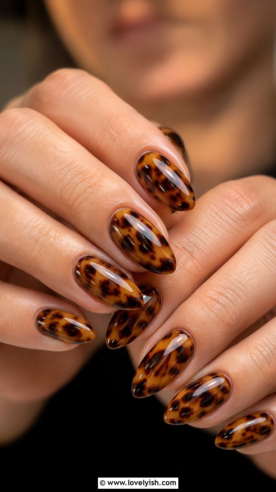 Tortoiseshell Animal Print Nails - 40 nail design summer - 40 nail design summer