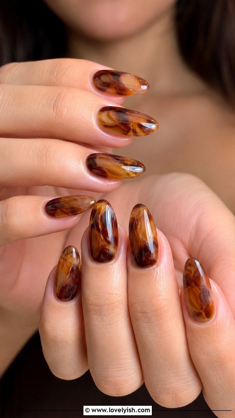 Tortoiseshell Brown Nails - 46 nail inspo - 46 nail inspo
