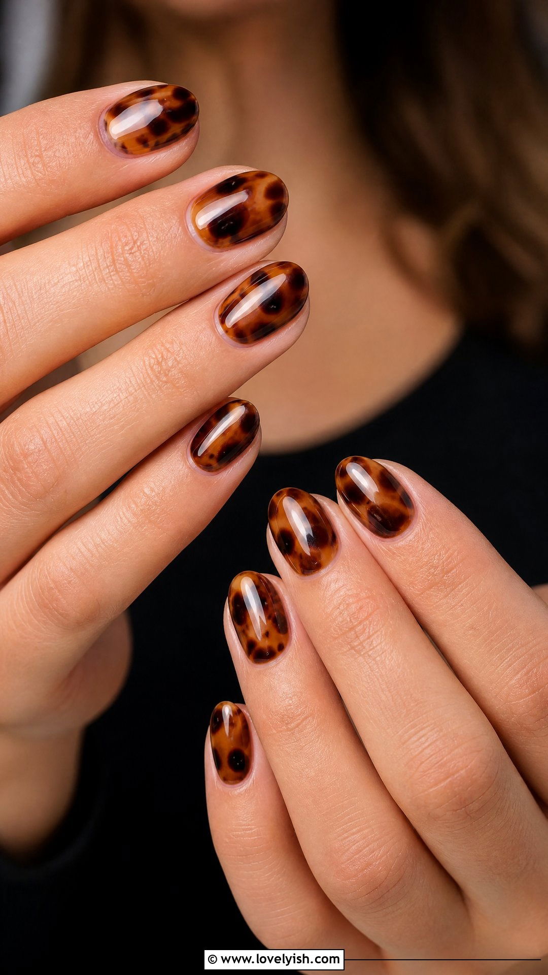 Tortoiseshell Brown Nails - 38 simple nail art designs - 38 simple nail art designs