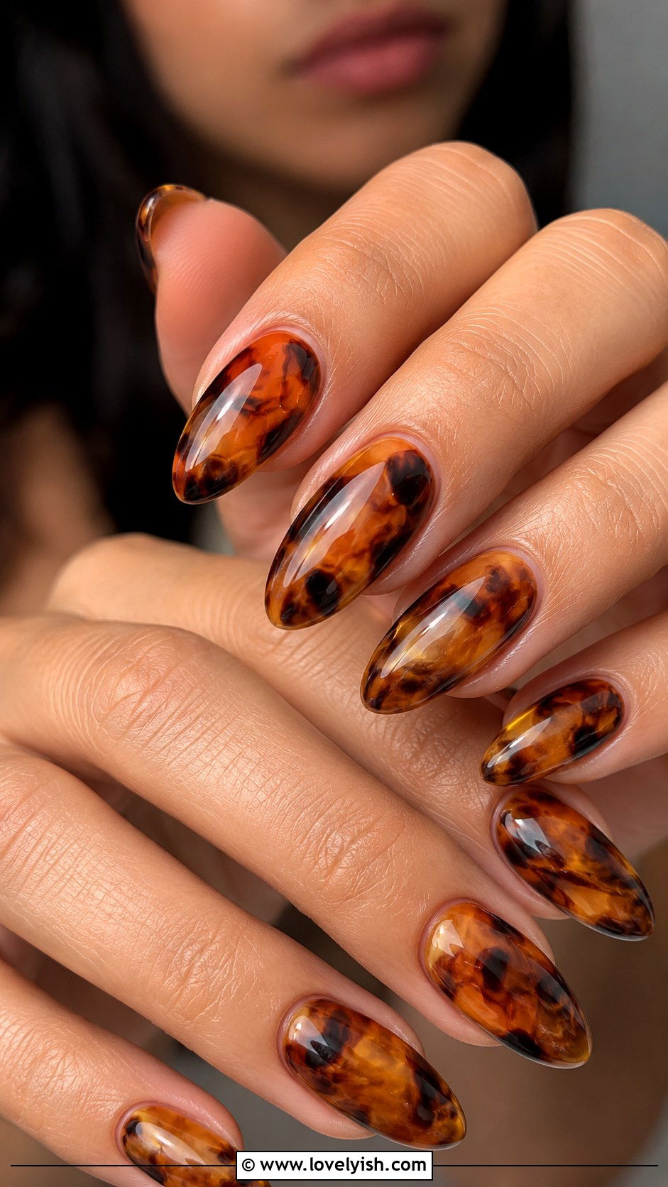 Tortoiseshell Brown and Amber Nails - 50 tumblr nail designs - 50 tumblr nail designs
